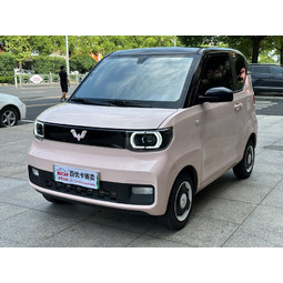 Hongguang MINIEV 2021 macaron sandwich model 170km ternary lithium