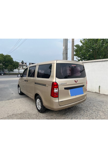 Wuling Rongguang V 2018 1.5L standard model