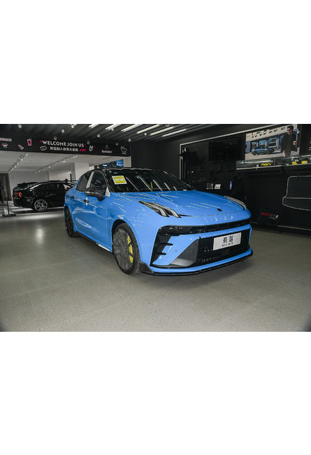 Lynk & co 03